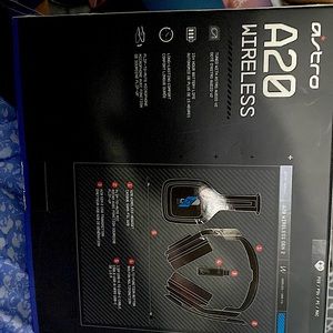 astro wireless headphones. white/blue